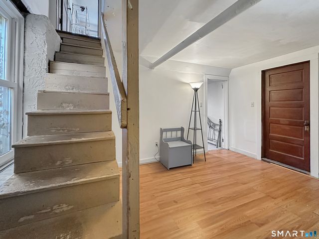 6 John Avenue, Waterford, CT 06375