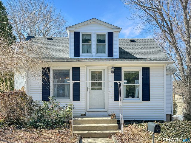 6 John Avenue, Waterford, CT 06375