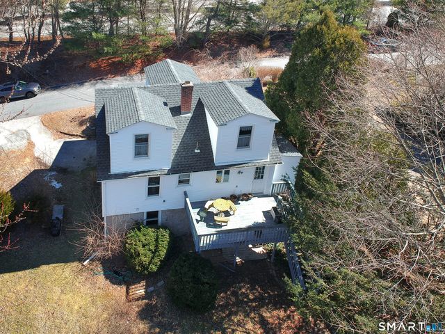6 John Avenue, Waterford, CT 06375