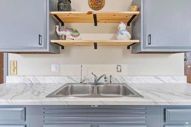 2009 W 17th Street, Junction City, KS 66441