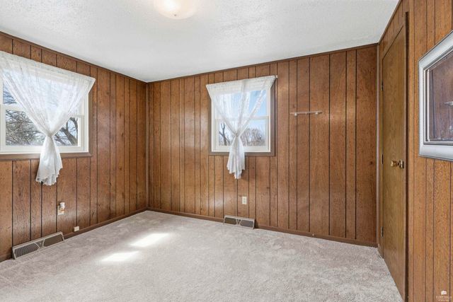 2009 W 17th Street, Junction City, KS 66441