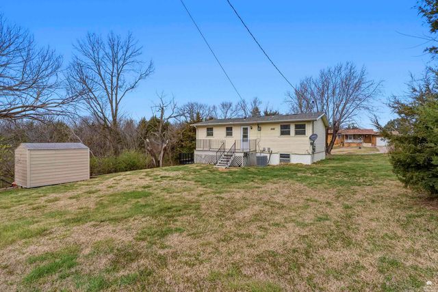 2009 W 17th Street, Junction City, KS 66441