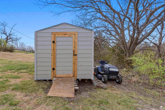 2009 W 17th Street, Junction City, KS 66441