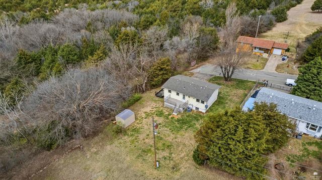 2009 W 17th Street, Junction City, KS 66441