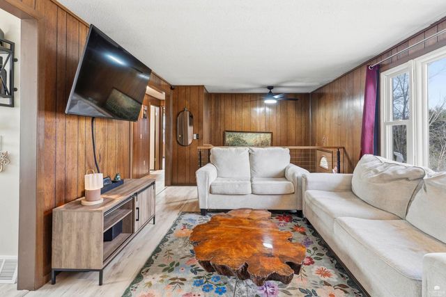 2009 W 17th Street, Junction City, KS 66441