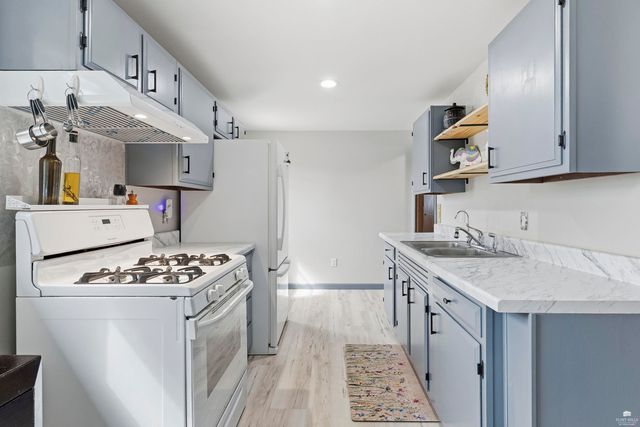 2009 W 17th Street, Junction City, KS 66441