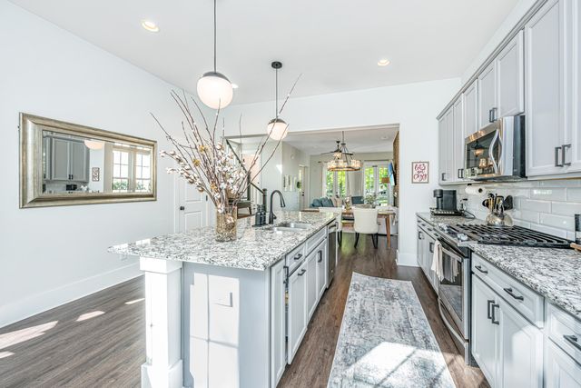 2008 Fleming Woods Road, Charleston, SC 29412