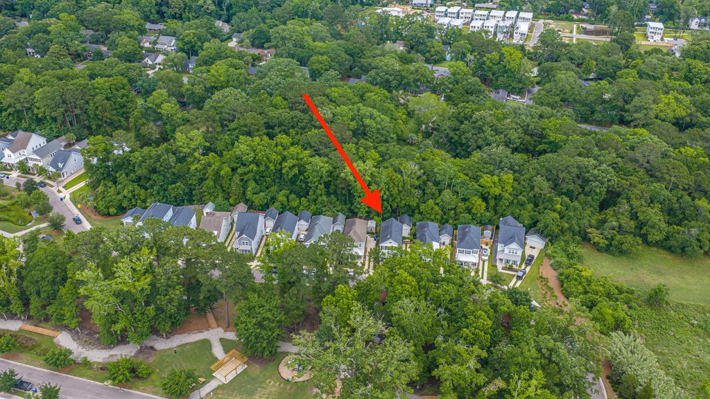 Image 71 of property listing at 2008 Fleming Woods Road, Charleston, SC 29412