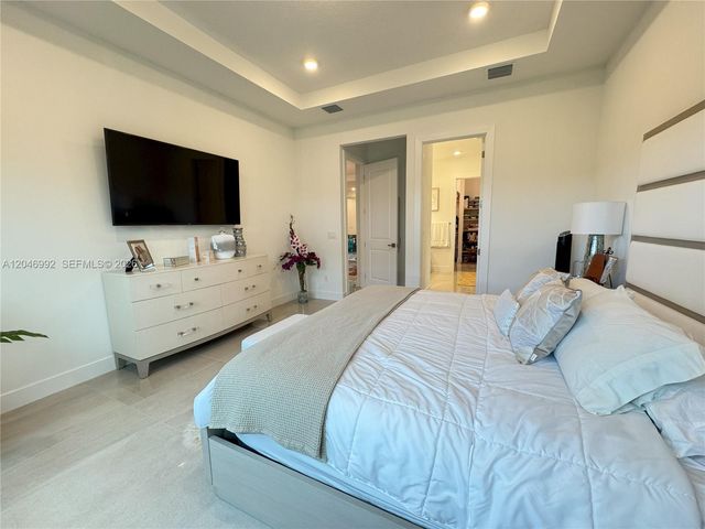 5444 SW Saint Armands Way, Westlake, FL 33470