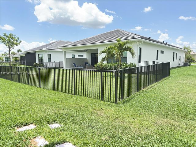 5444 SW Saint Armands Way, Westlake, FL 33470
