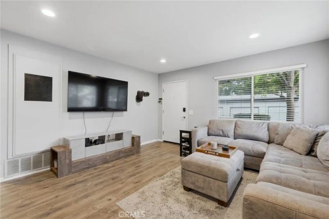 1346 E Hillcrest 40, Thousand Oaks, CA 91362