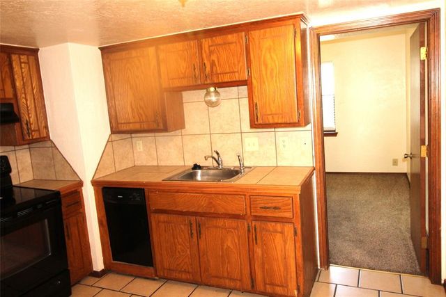 1901 E Lindsey Street 4B, Norman, OK 73071