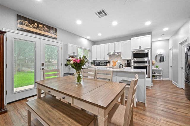 5604 Beachmont CT, Austin, TX 78739