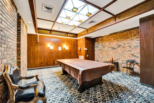 2751 S Ocean Drive 302s, Hollywood, FL 33019
