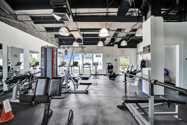 2751 S Ocean Drive 302s, Hollywood, FL 33019