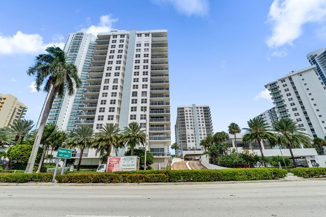 2751 S Ocean Drive 302s, Hollywood, FL 33019