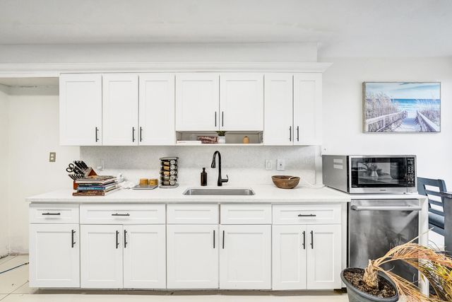 2751 S Ocean Drive 302s, Hollywood, FL 33019