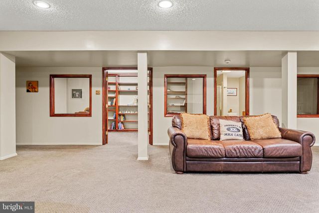 780 PANORAMA RD, Villanova, PA 19085