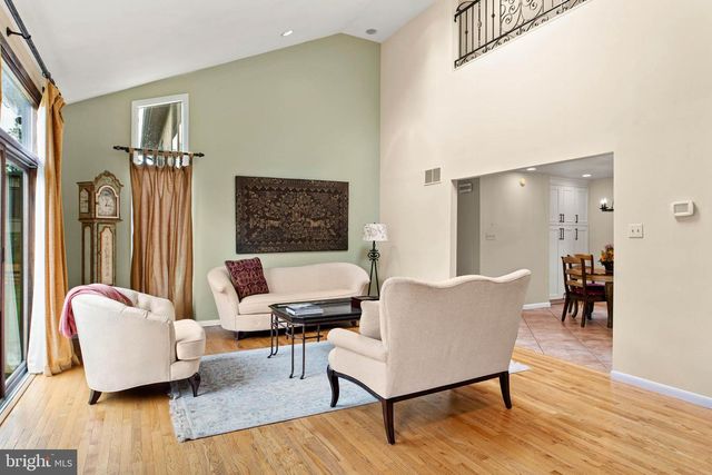 780 PANORAMA RD, Villanova, PA 19085