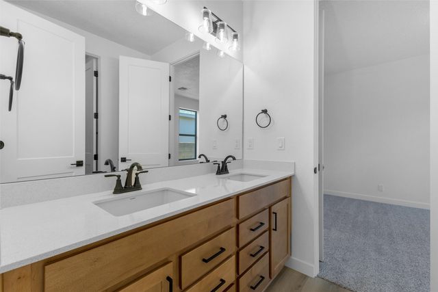 75 Cadena Loop, Los Alamos, NM 87547