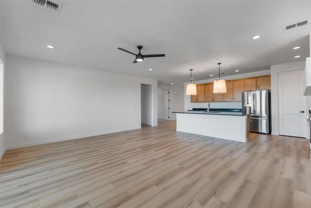 75 Cadena Loop, Los Alamos, NM 87547