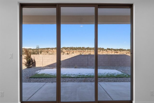 75 Cadena Loop, Los Alamos, NM 87547