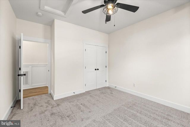 111 HUNTINGTON HILLS LN, Fredericksburg, VA 22401