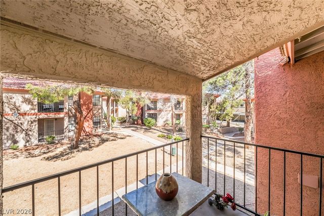 5576 West Rochelle Avenue 43C, Las Vegas, NV 89103