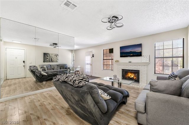 5576 West Rochelle Avenue 43C, Las Vegas, NV 89103