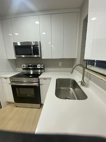 217 NW 48th Street 2, Miami, FL 33127