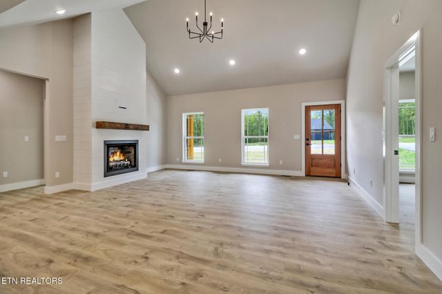 365 Annabelle Way, Jamestown, TN 38556