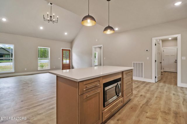 365 Annabelle Way, Jamestown, TN 38556