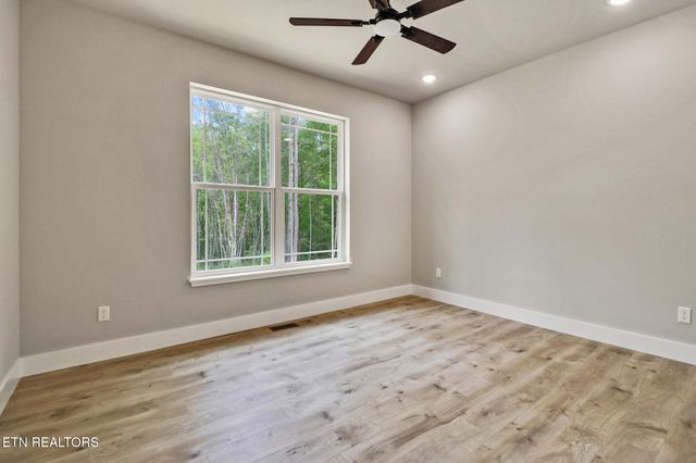 365 Annabelle Way, Jamestown, TN 38556