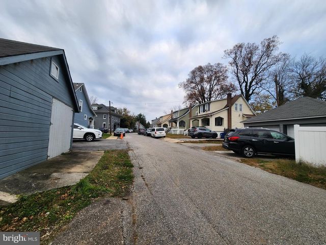 GARAGES BEHIND 3604 HOWARD PARK AVE, Baltimore, MD 21207