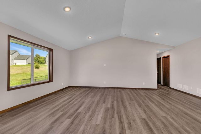 5869 Deer Street, Monticello, MN 55362