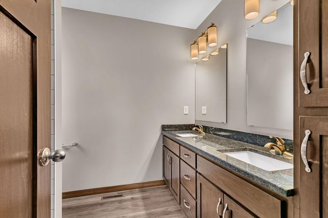 5869 Deer Street, Monticello, MN 55362