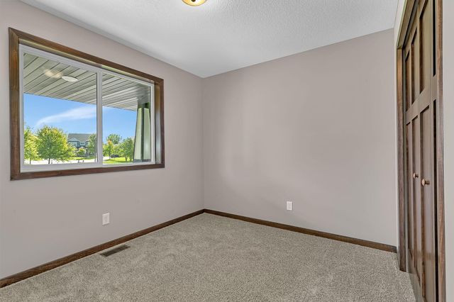 5869 Deer Street, Monticello, MN 55362