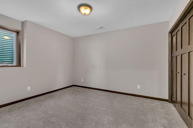 5869 Deer Street, Monticello, MN 55362