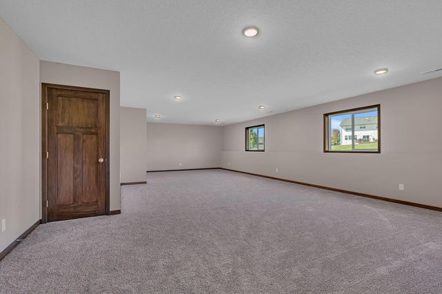 5869 Deer Street, Monticello, MN 55362