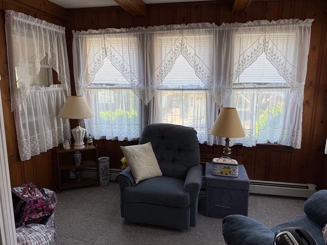 8 Lincoln Ct, Saugus, MA 01906