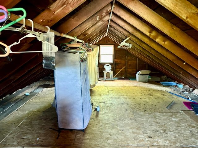 8 Lincoln Ct, Saugus, MA 01906