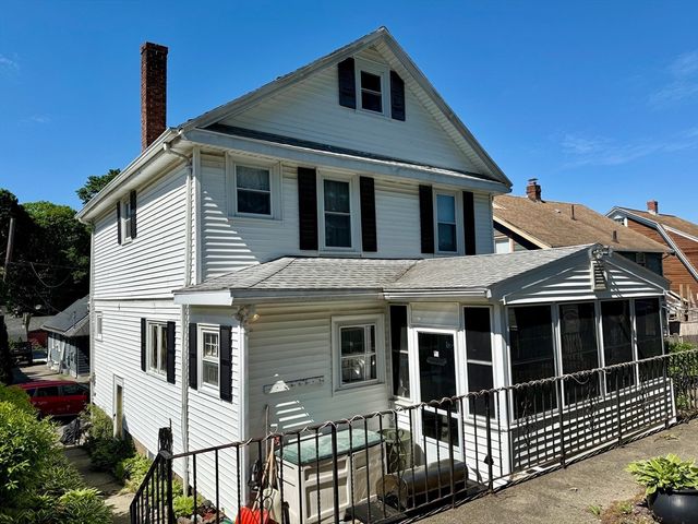 8 Lincoln Ct, Saugus, MA 01906