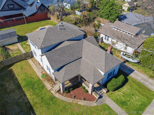 411 E 6th Street, Claremore, OK 74017