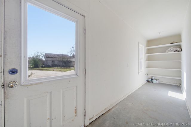 411 E 6th Street, Claremore, OK 74017