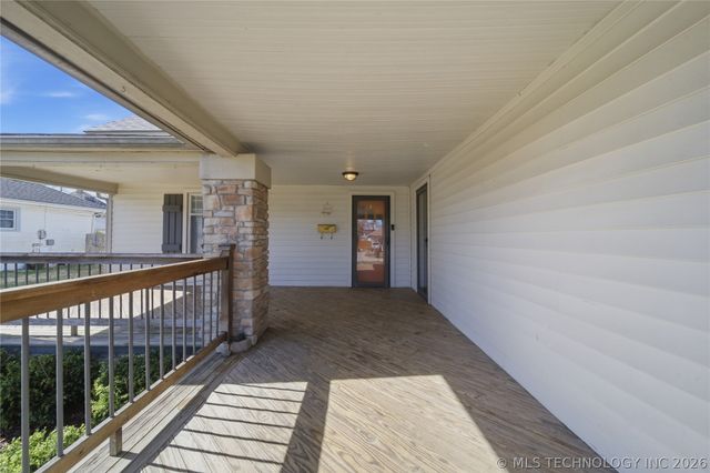 411 E 6th Street, Claremore, OK 74017