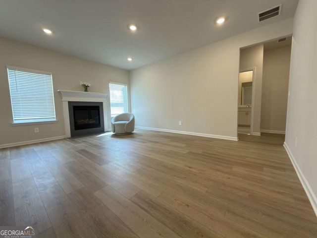 2414 Martin Spring Bend, Lawrenceville, GA 30045