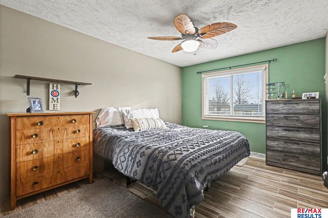 6370 S 139th Avenue Circle, Omaha, NE 68137