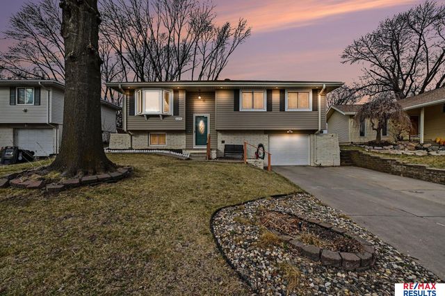 6370 S 139th Avenue Circle, Omaha, NE 68137