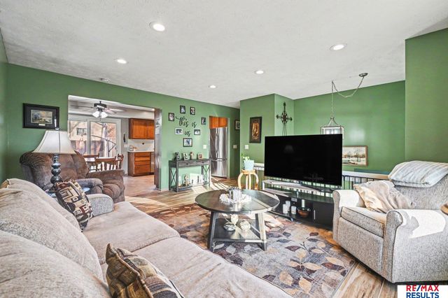 6370 S 139th Avenue Circle, Omaha, NE 68137