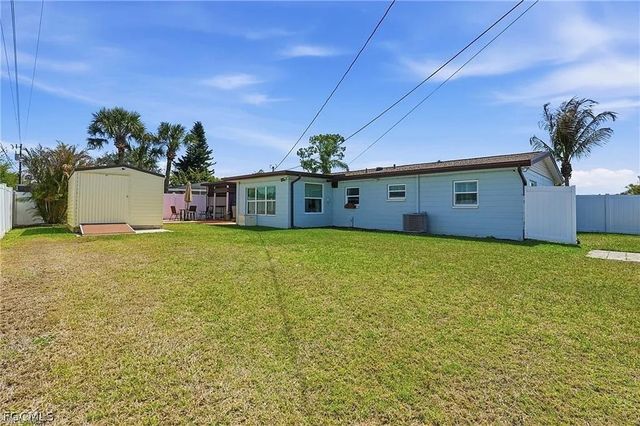 401 E Jasmine RD, Lehigh Acres, FL 33936